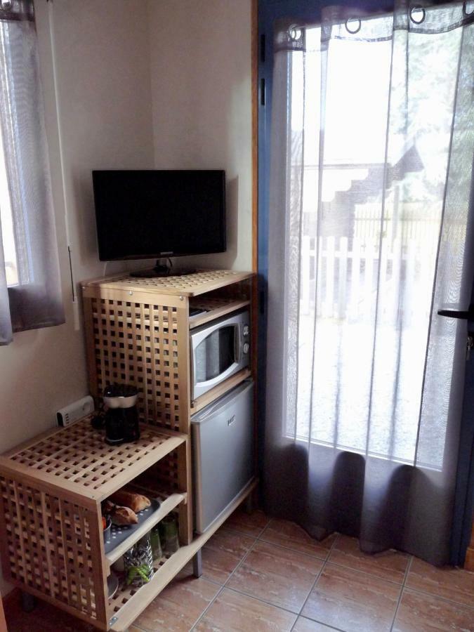 Suite A 800M De La Plage Сен-Люнер Екстер'єр фото